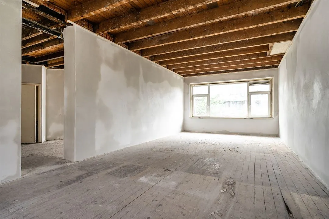 Empty room
